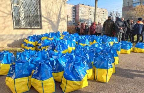 В Запоріжжі 300 залізничників отримали гуманітарні набори