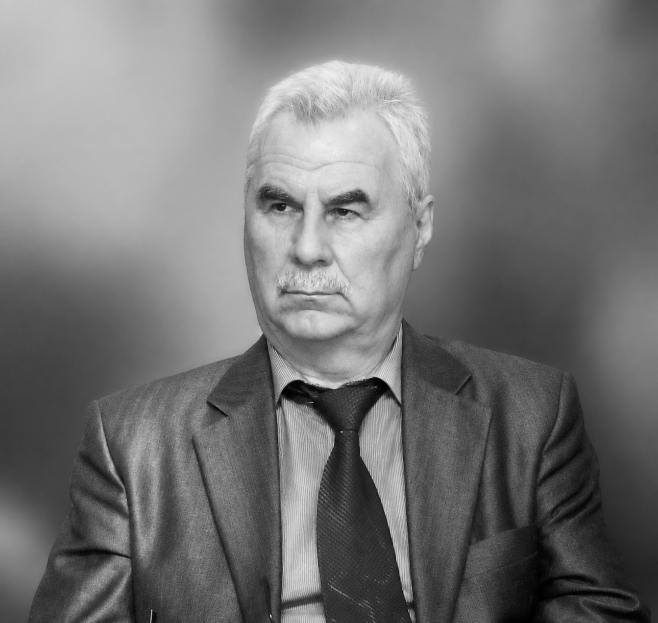 Світлій пам’яті Станіслава Петровича Твердохліба